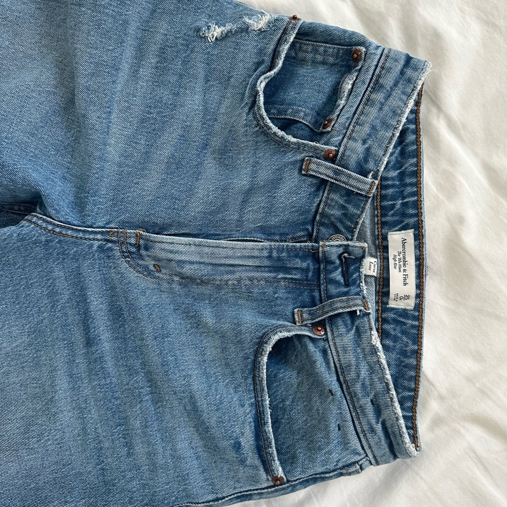 Abercrombie jeans